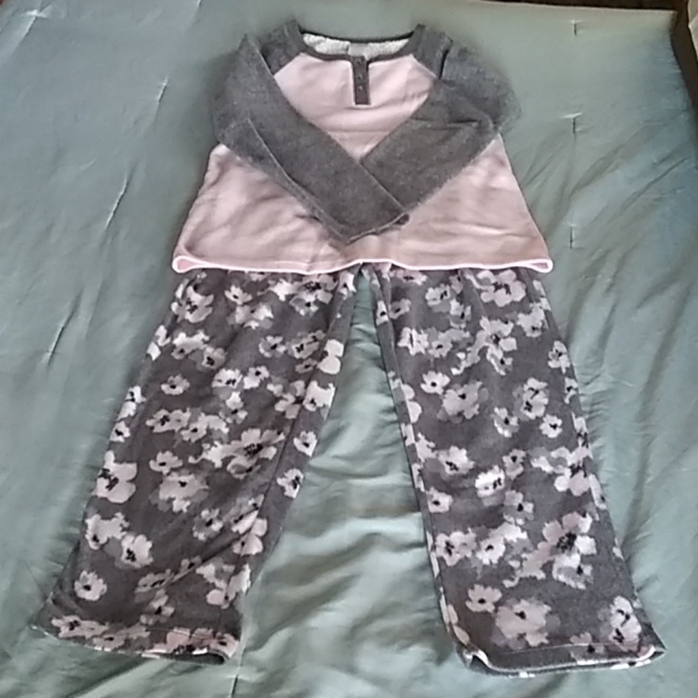 Warm & Cozy Pink & Gray Pajama Set - Medium (8-10)